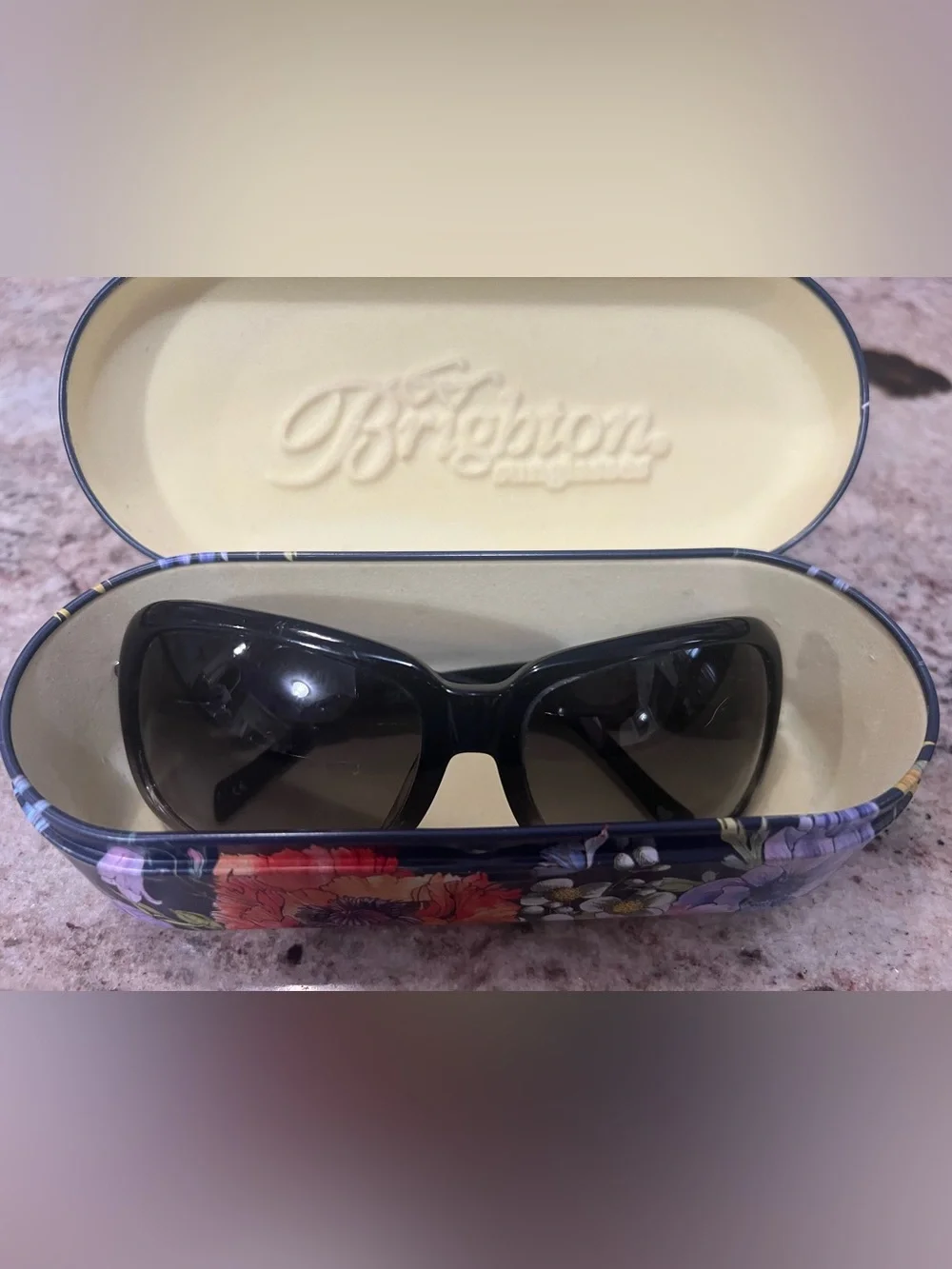 EUC!Brighton”Express Yourself”Black Sunglasses/Silver&CrystalArms/Case/No Damage - Picture 7 of 9